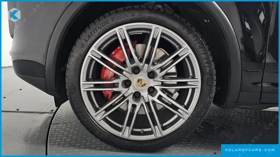 PORSCHE CAYENNE 4.8 TURBO