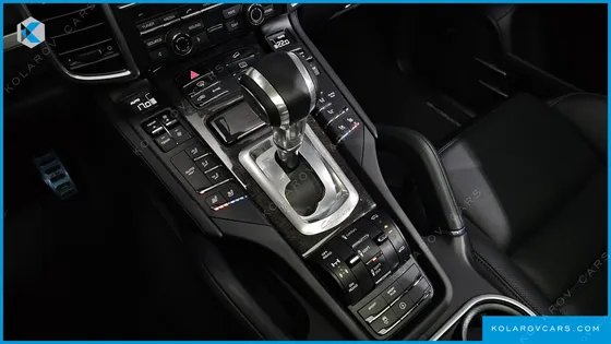 PORSCHE CAYENNE 4.8 TURBO