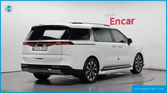 KIA CARNIVAL GASOLINE 7-SEATER NOBLESSE
