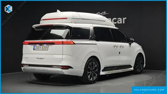 KIA CARNIVAL 9-SEATER NOBLESSE