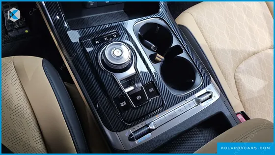 KIA CARNIVAL 9-SEATER NOBLESSE