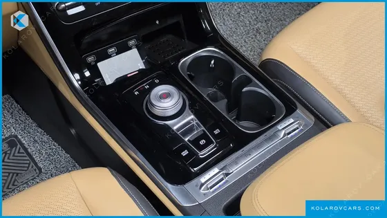 KIA CARNIVAL DIESEL 9-SEATER SIGNATURE