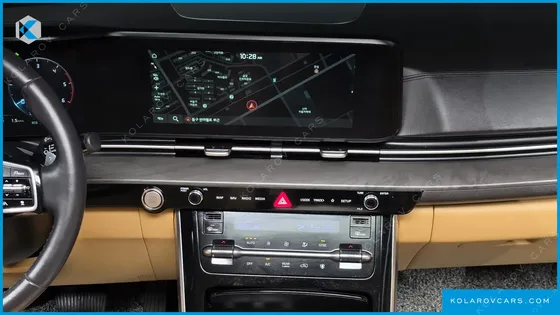 KIA CARNIVAL DIESEL 9-SEATER SIGNATURE
