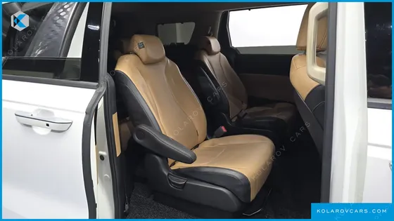 KIA CARNIVAL DIESEL 9-SEATER NOBLESSE
