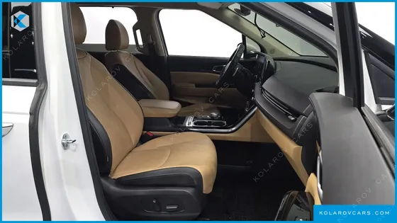 KIA CARNIVAL DIESEL 9-SEATER NOBLESSE