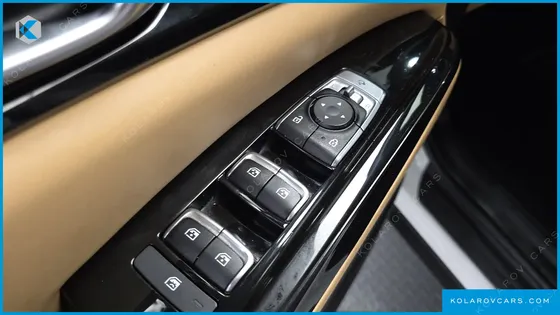 KIA CARNIVAL DIESEL 9-SEATER NOBLESSE