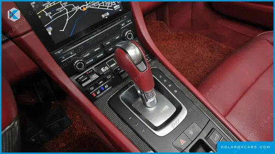 PORSCHE 911 CARRERA 4 GTS CABRIOLET