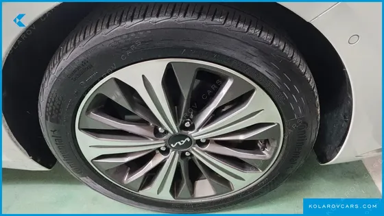 KIA K8 SIGNATURE