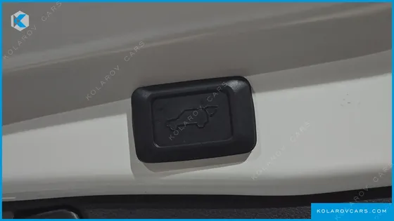 TOYOTA RAV4 2.5 2WD HYBRID