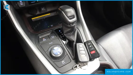 TOYOTA RAV4 2.5 4WD HYBRID