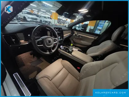 VOLVO S90 B5 ULTRA BRIGHT