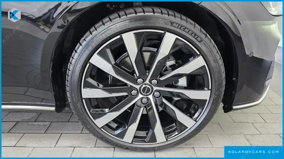 VOLVO S90 B5 ULTRA BRIGHT