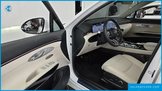 GENESIS GV70 2.5T GASOLINE 2WD