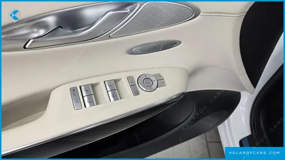 GENESIS GV70 2.5T GASOLINE 2WD
