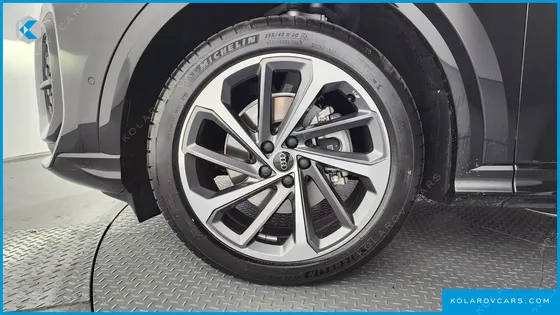 AUDI Q5 45 TFSI QUATTRO S LINE