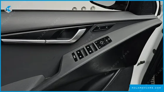 KIA NIRO SIGNATURE