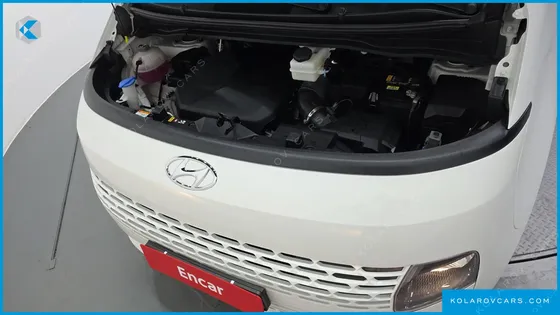 HYUNDAI STARIA TOURER 9-SEATER