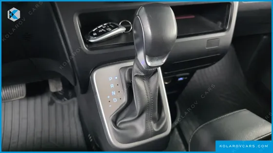 HYUNDAI STARIA TOURER 9-SEATER