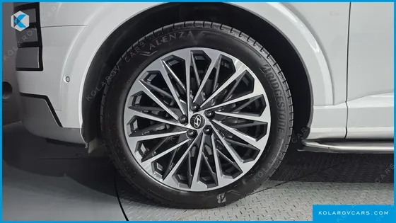 HYUNDAI PALISADE GASOLINE 2.5T 4WD 9-SEATER