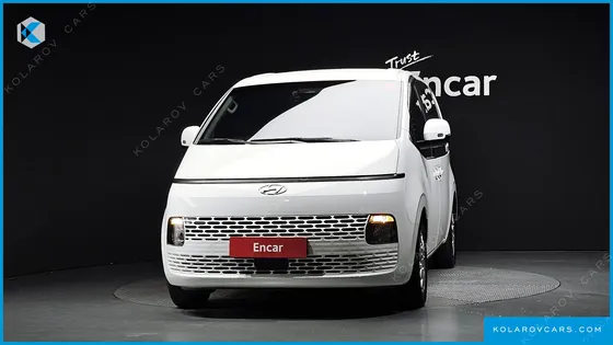 HYUNDAI STARIA CARGO 5-SEATER