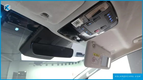 HYUNDAI STARIA HEV 1.6 LOUNGE 7-SEATER