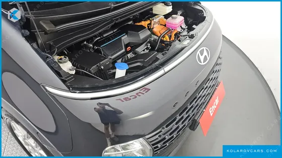HYUNDAI STARIA HEV 1.6 CARGO 5-SEATER