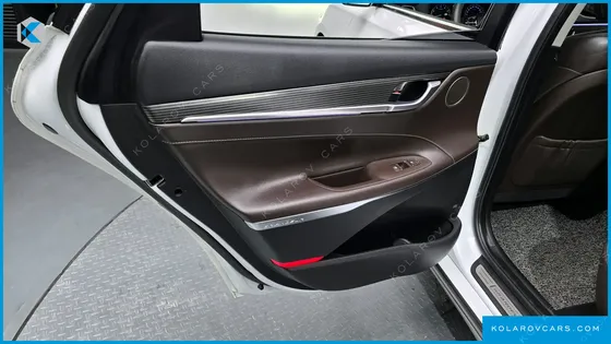 HYUNDAI GRANDEUR 3.0 LPI DSABLED PERSON