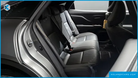 TOYOTA CROWN 2.5 4WD HYBRID