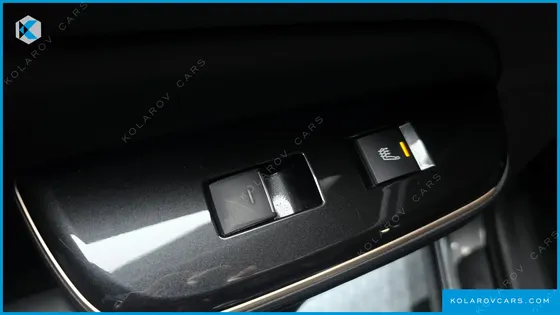 TOYOTA CROWN 2.5 4WD HYBRID