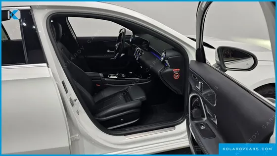 MERCEDES A-CLASS A220 HATCHBACK