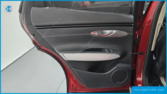 GENESIS GV70 E-AWD