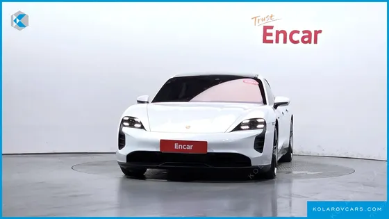 PORSCHE TAYCAN GTS