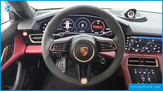 PORSCHE TAYCAN GTS