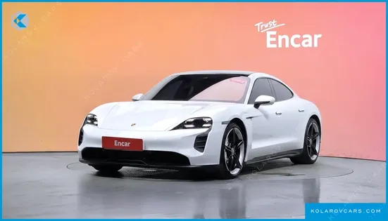PORSCHE TAYCAN GTS