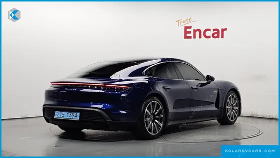 PORSCHE TAYCAN 4S