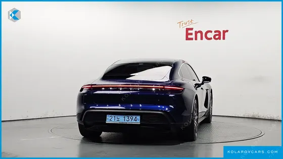 PORSCHE TAYCAN 4S