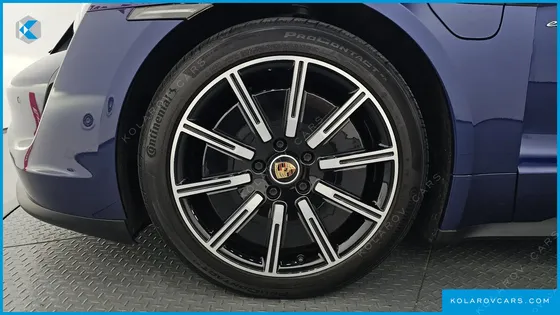 PORSCHE TAYCAN 4S