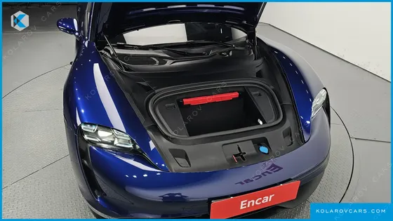 PORSCHE TAYCAN 4S