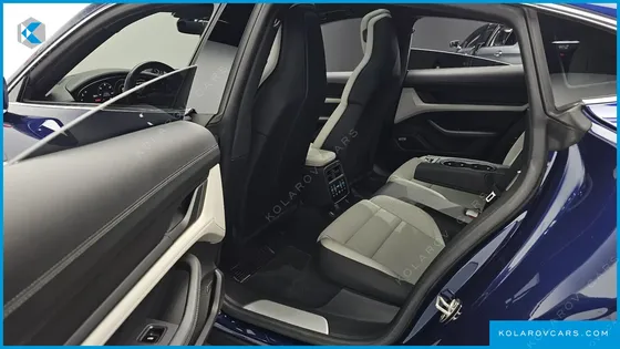 PORSCHE TAYCAN 4S