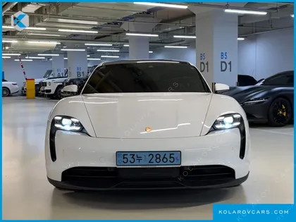 PORSCHE TAYCAN 4S