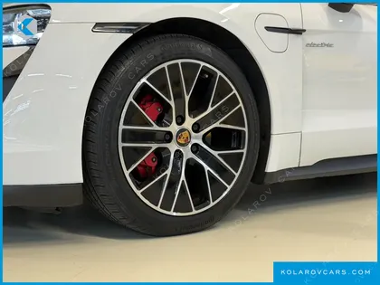 PORSCHE TAYCAN 4S
