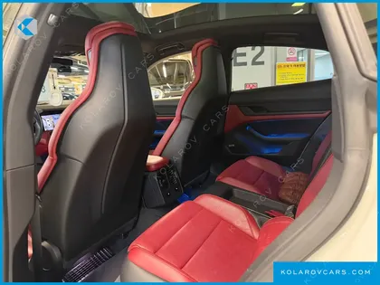 PORSCHE TAYCAN 4S