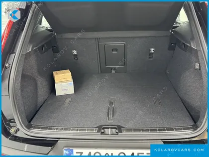 VOLVO XC40 B4 ULTRA BRIGHT