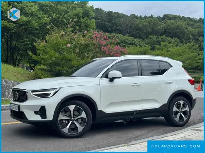 VOLVO XC40 B4 ULTIMATE BRIGHT