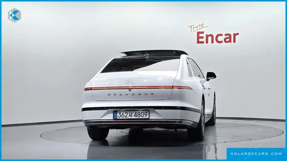 HYUNDAI GRANDEUR 2,5 GASOLINE 2WD