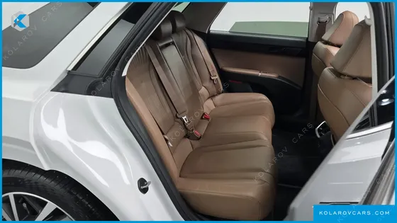 HYUNDAI GRANDEUR 2,5 GASOLINE 2WD