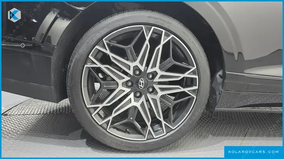 HYUNDAI GRANDEUR 2,5 GASOLINE 2WD