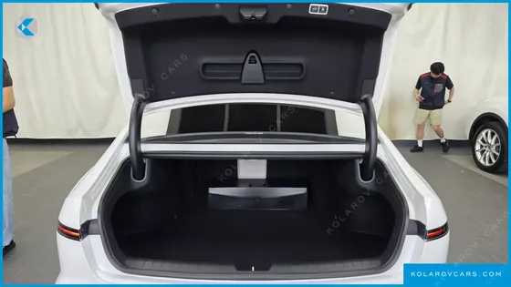 HYUNDAI GRANDEUR 2,5 GASOLINE 2WD