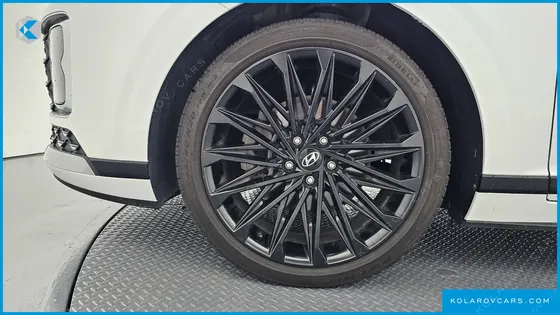 HYUNDAI GRANDEUR 2,5 GASOLINE 2WD