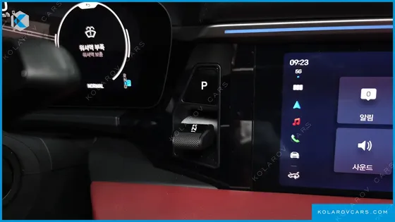 PORSCHE MACAN BASE 4